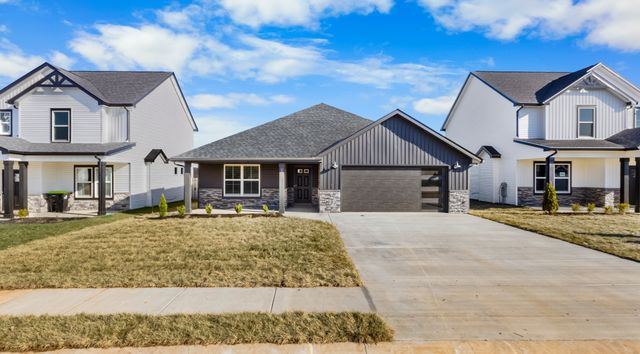 504 Herman Dr, Clarksville, TN 37042