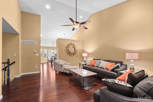 3072 Arbor Station Court, Ballwin, MO 63021