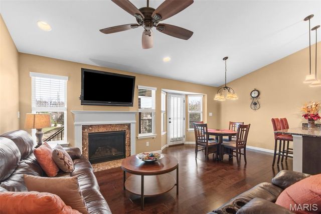 3072 Arbor Station Court, Ballwin, MO 63021