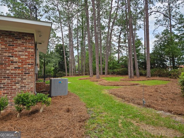 29 Jef Road, Statesboro, GA 30458