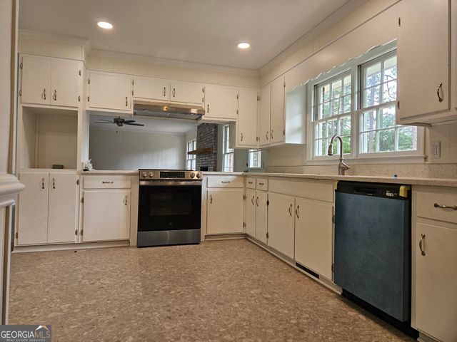 29 Jef Road, Statesboro, GA 30458