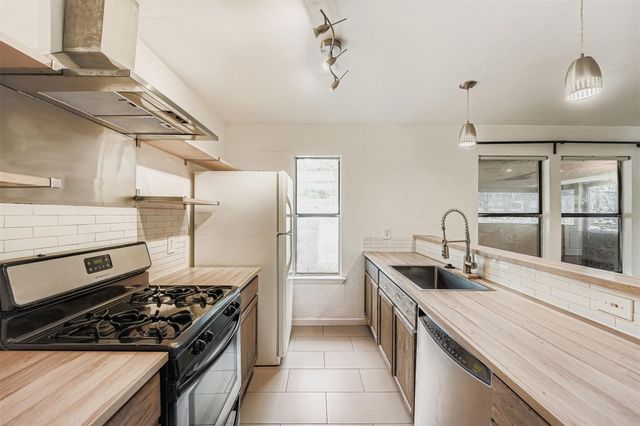 4902 Parell PATH, Austin, TX 78744