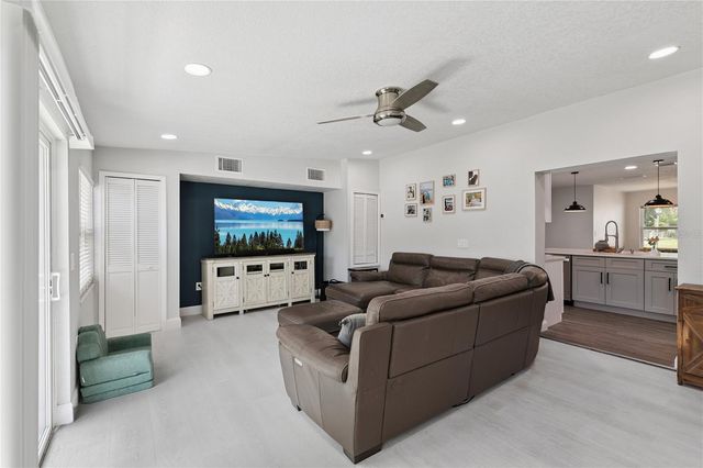 103 SPANISH OAK LANE, Apopka, FL 32703