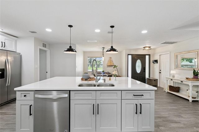 103 SPANISH OAK LANE, Apopka, FL 32703