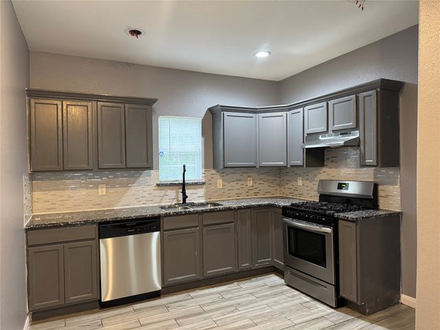 7315 Toland Street, Dallas, TX 75227