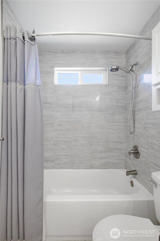 4634 S Gazelle Street, Seattle, WA 98118
