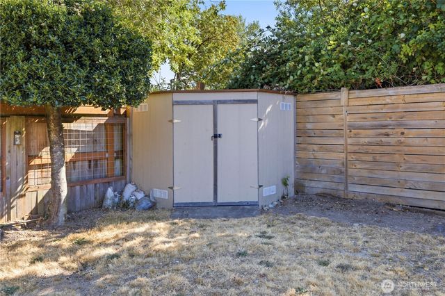 4634 S Gazelle Street, Seattle, WA 98118