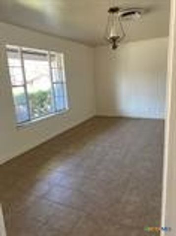 2000 Prather Drive, Killeen, TX 76541