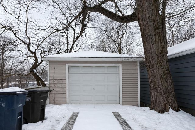 2619 Riverside Drive, Lake Station, IN 46405