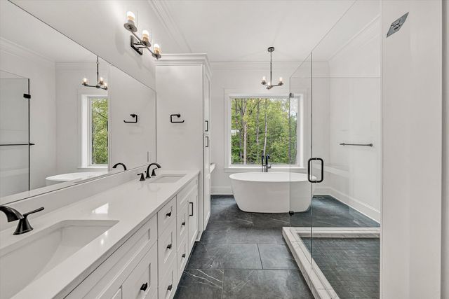 7429 Old Mill Plantation DR, Roanoke, VA 24018