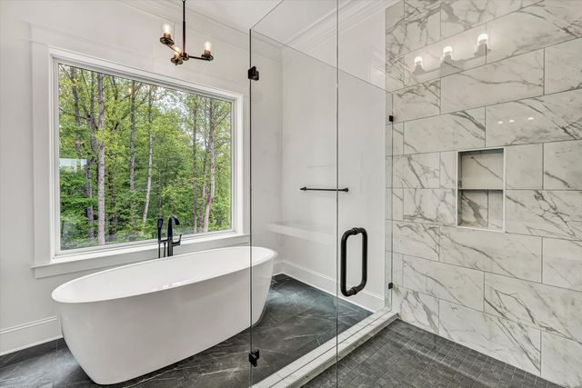 7429 Old Mill Plantation DR, Roanoke, VA 24018