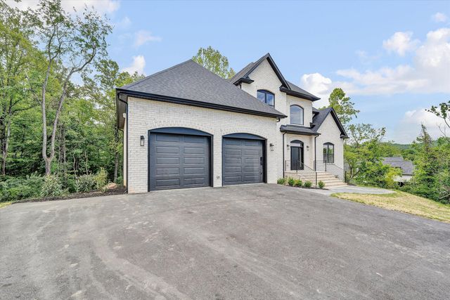 7429 Old Mill Plantation DR, Roanoke, VA 24018