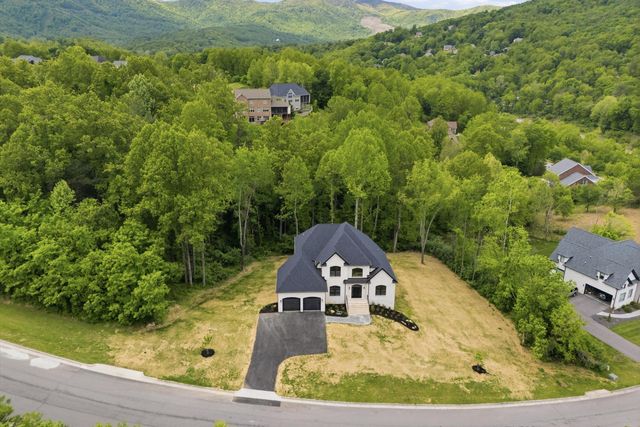 7429 Old Mill Plantation DR, Roanoke, VA 24018