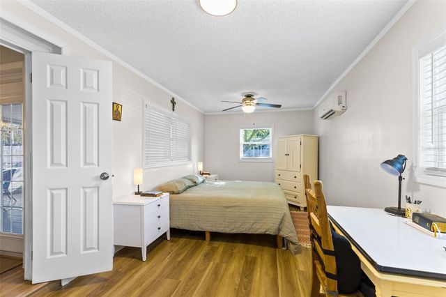 2013 S HOLLY AVENUE, Sanford, FL 32771