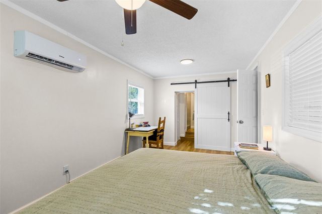 2013 S HOLLY AVENUE, Sanford, FL 32771