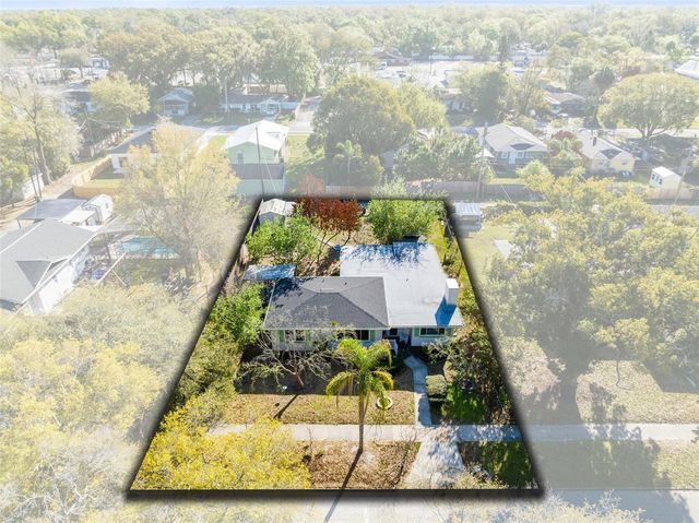 2013 S HOLLY AVENUE, Sanford, FL 32771