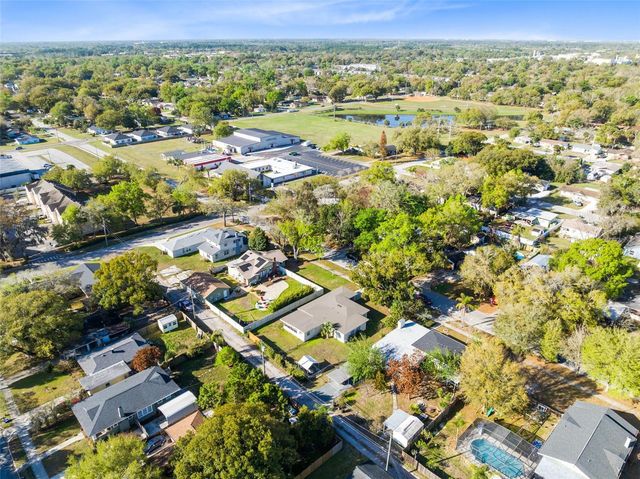 2013 S HOLLY AVENUE, Sanford, FL 32771