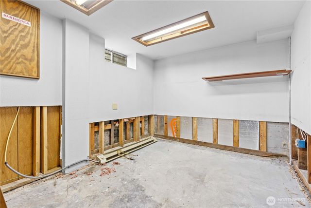 6311 Pacific Avenue, Tacoma, WA 98408