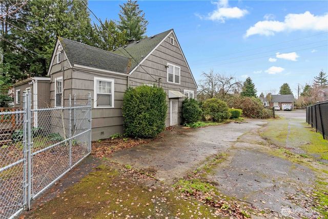 6311 Pacific Avenue, Tacoma, WA 98408