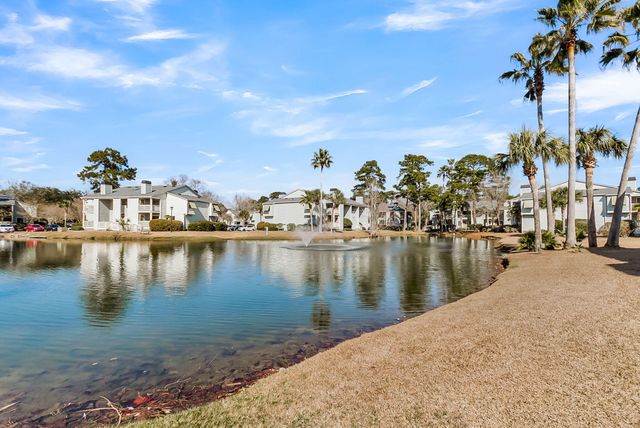 1481 Center Street Ext Apt 504, Mount Pleasant, SC 29464