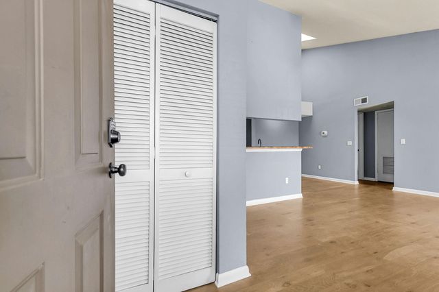 1481 Center Street Ext Apt 504, Mount Pleasant, SC 29464