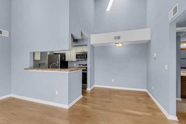 1481 Center Street Ext Apt 504, Mount Pleasant, SC 29464