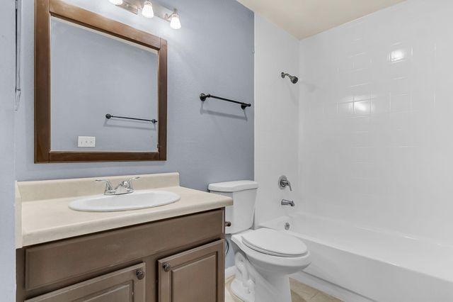 1481 Center Street Ext Apt 504, Mount Pleasant, SC 29464