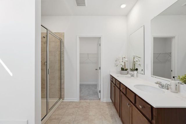 1290 Windance Lake Drive, Loganville, GA 30052