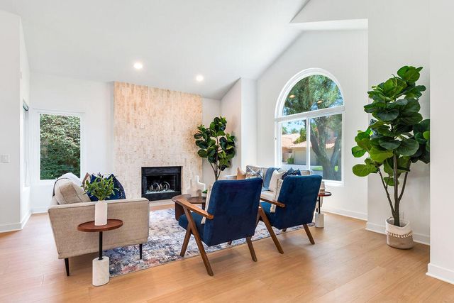 403 Cypress Point Drive, Palm Desert, CA 92211