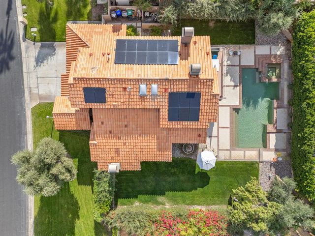 403 Cypress Point Drive, Palm Desert, CA 92211