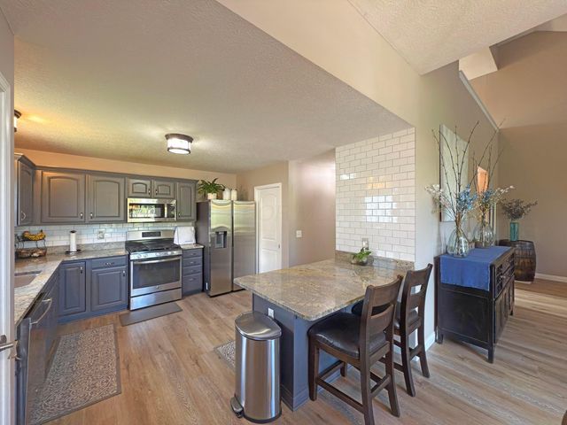 7566 Fairfield Lakes Drive, Powell, OH 43065