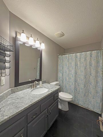 7566 Fairfield Lakes Drive, Powell, OH 43065