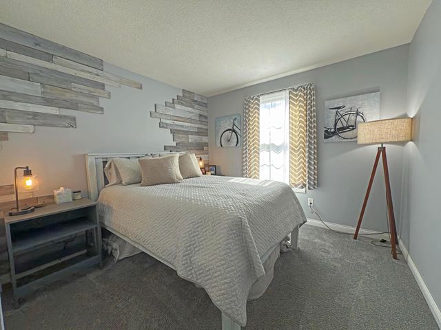 7566 Fairfield Lakes Drive, Powell, OH 43065