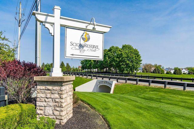 7566 Fairfield Lakes Drive, Powell, OH 43065