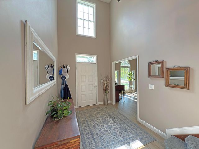 7566 Fairfield Lakes Drive, Powell, OH 43065