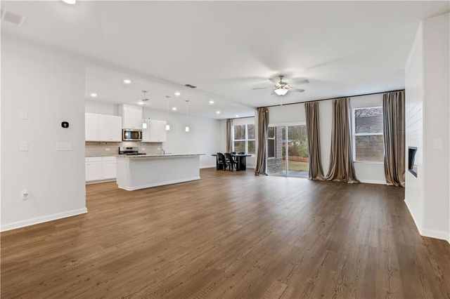 14 Green Love Lane, Grayson, GA 30017