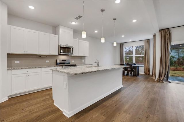 14 Green Love Lane, Grayson, GA 30017