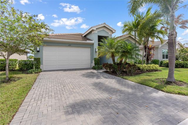 11917 SW Jasper Lake Way, Port St. Lucie, FL 34987