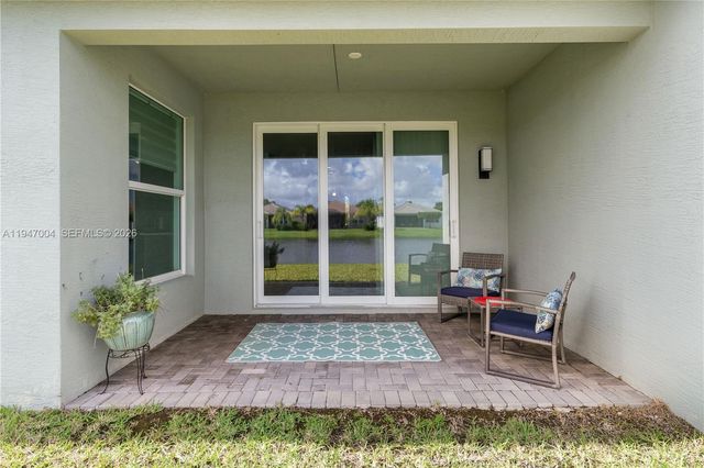 11917 SW Jasper Lake Way, Port St. Lucie, FL 34987