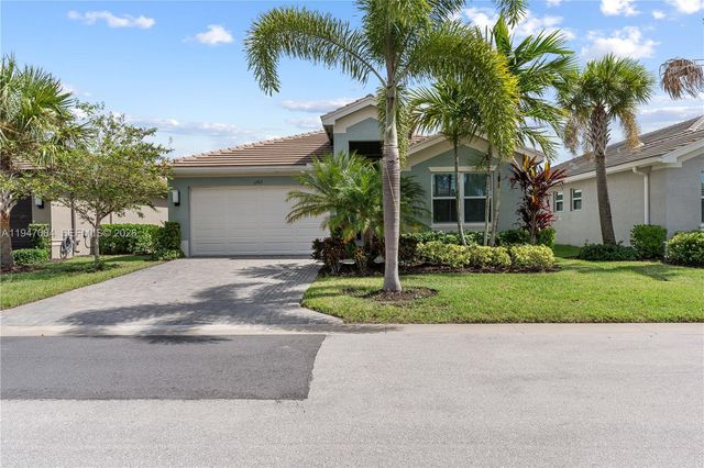 11917 SW Jasper Lake Way, Port St. Lucie, FL 34987