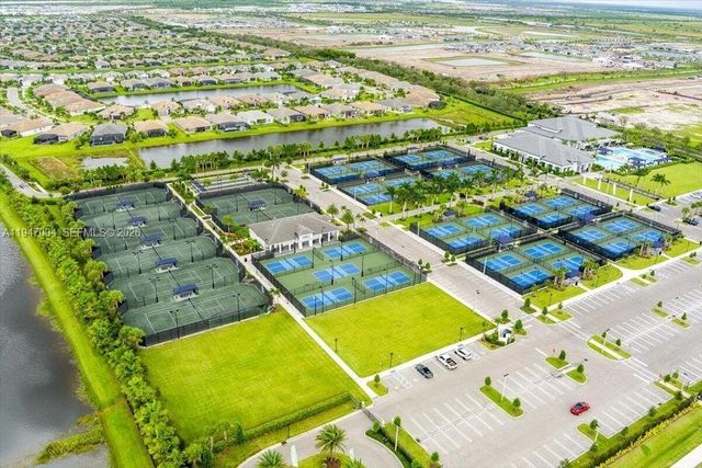 11917 SW Jasper Lake Way, Port St. Lucie, FL 34987