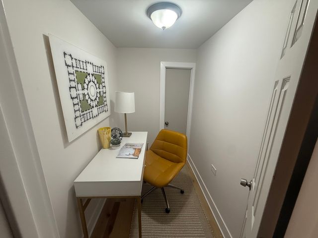 3211 Birchwood Drive, Hazel Crest, IL 60429