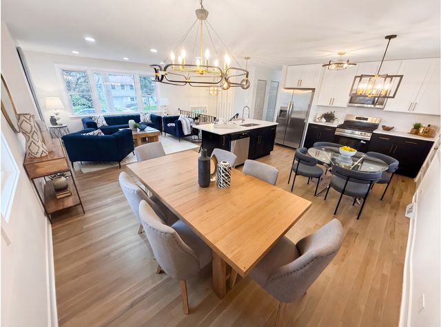 3211 Birchwood Drive, Hazel Crest, IL 60429