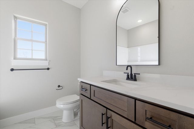 1370 N Collins Drive, Republic, MO 65738