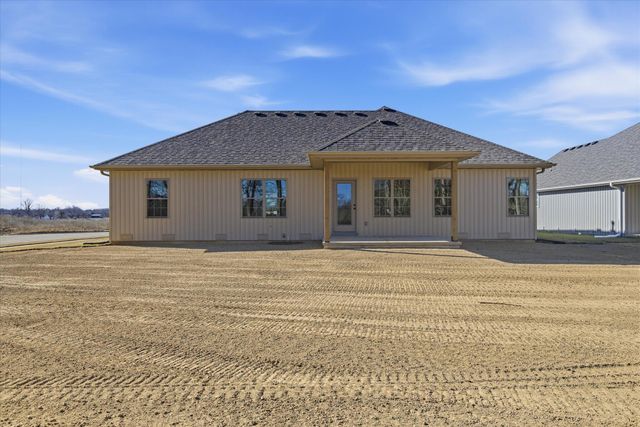 1370 N Collins Drive, Republic, MO 65738