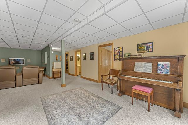 9871 E Woodcrest Court, Bingham Twp, MI 49682