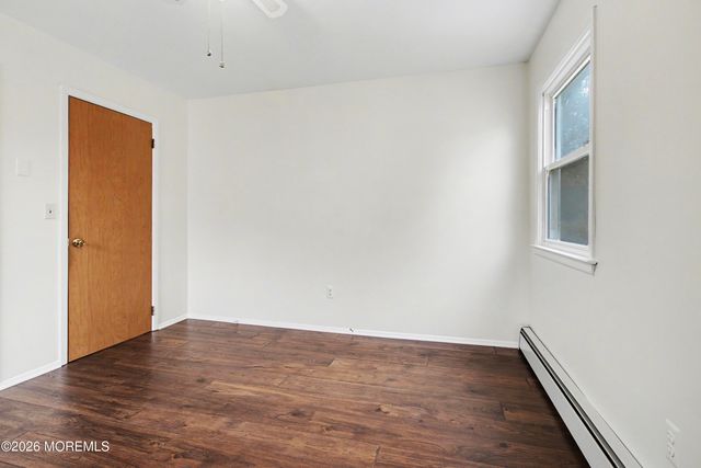 63 Brakenbury Drive, Toms River, NJ 08757