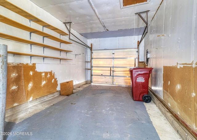 63 Brakenbury Drive, Toms River, NJ 08757