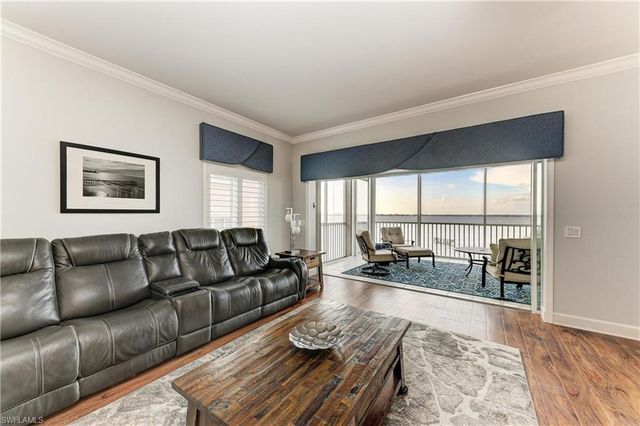 14813 Laguna DR 401, Fort Myers, FL 33908