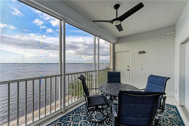 14813 Laguna DR 401, Fort Myers, FL 33908